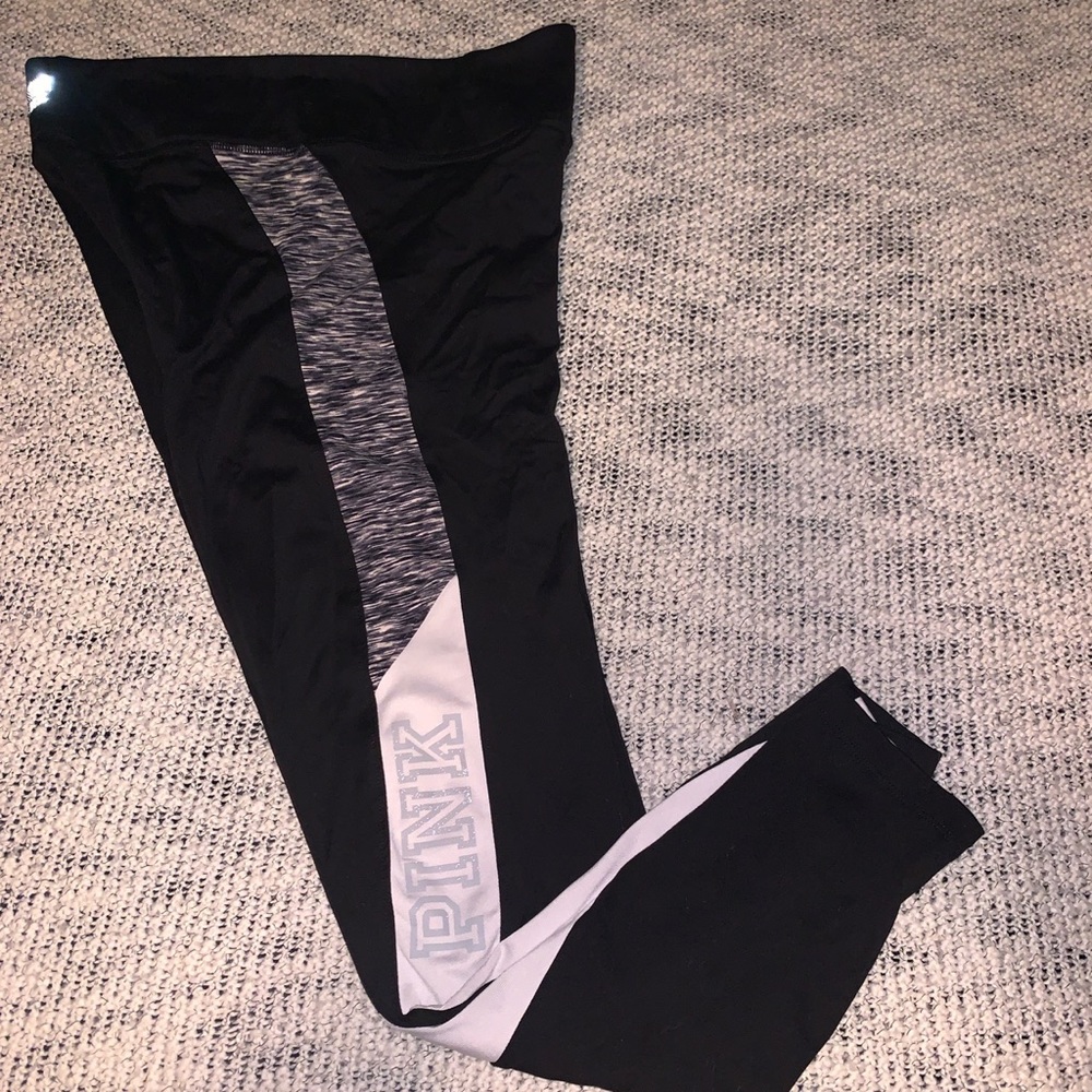 PINK Victoria’s Secret ULTIMATE Leggings size M
